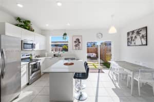 12245 Nw 24th Pl Miami, FL 33167 - MLS#A11972588