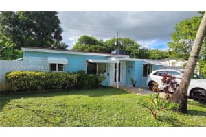 2933 Ne 12th Ter Pompano Beach, FL 33064 - MLS#A11972590