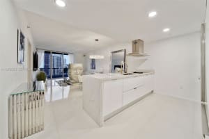 495 Brickell Ave 4209 Miami, FL 33131 - MLS#A11972620