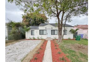 1035 Nw 64th St, Miami