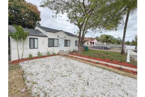 1035 Nw 64th St Miami, FL 33150 - MLS#A11972629