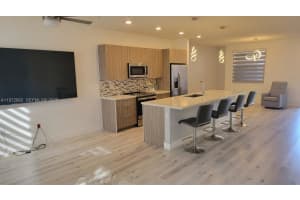 10455 Nw 82nd St 4 Doral, FL 33178 - MLS#A11972662