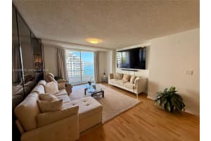 770 Claughton Island Dr 1209 Miami, FL 33131 - MLS#A11972676