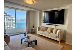 770 Claughton Island Dr 1209 Miami, FL 33131 - MLS#A11972676