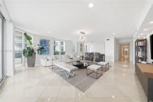 5801 Collins Ave APT 700, Miami Beach, FL 33140, - MLS#A11972700