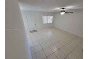 300 Sw 134th Way 113e Pembroke Pines, FL 33027 - MLS#A11972740