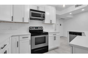 6911 Environ Blvd 4j Lauderhill, FL 33319 - MLS#A11972761