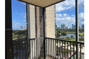 MLS# A11972778, Aventura, Florida 33180