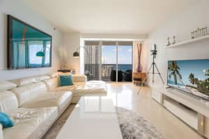 1830 S Ocean Dr 3011 Hallandale Beach, FL 33009 - MLS#A11972785