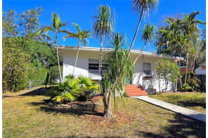 1135 Ne 133rd St North Miami, FL 33161 - MLS#A11972791