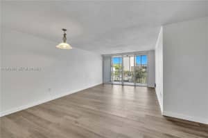 1680 NE 191st St Apt 415-2, Miami, FL 33179, - MLS#A11972816