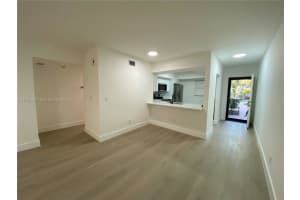 1765 Courtyard Way 103, Naples