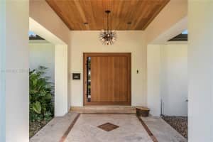 1424 Algardi Ave Coral Gables, FL 33146 - MLS#A11972853