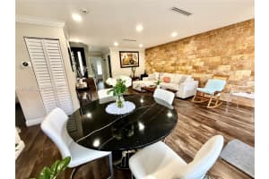 8648 Nw 1st Ln Miami, FL 33126 - MLS#A11972860