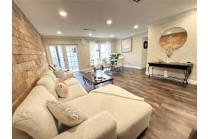 8648 Nw 1st Ln Miami, FL 33126 - MLS#A11972860