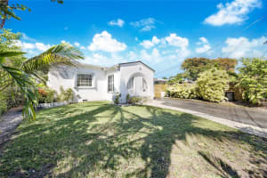 9056 Emerson Ave Surfside, FL 33154 - MLS#A11972866