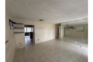 2605 Nw 55th St Tamarac, FL 33309 - MLS#A11972879