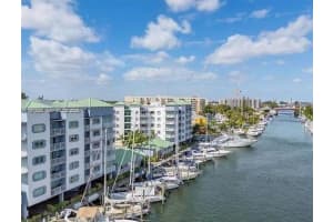 2415 Nw 16th St Rd 214 Miami, FL 33125 - MLS#A11972880