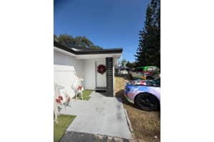 331 Nw 39th Ave 1 Lauderhill, FL 33311 - MLS#A11972892