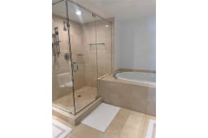 1830 S Ocean Dr 5008 Hallandale Beach, FL 33009 - MLS#A11972895