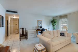 1408 Brickell Bay Dr 414 Miami, FL 33131 - MLS#A11972905
