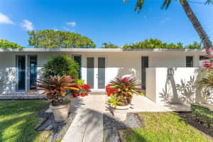 12950 Sw 67th Ave Pinecrest, FL 33156 - MLS#A11972918