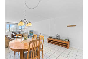 111 Golden Isles Dr G8 Hallandale Beach, FL 33009 - MLS#A11972923