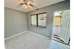 836 12th Ter , Fort Lauderdale, FL 33311 - MLS#A11972924