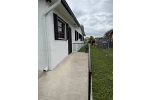 1350 96th St , Miami, FL 33147 - MLS#A11972937