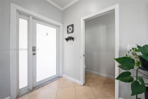 1026 Sw 180th Ter Pembroke Pines, FL 33029 - MLS#A11972949