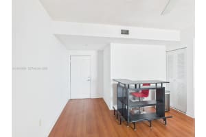 275 18th St , Miami, FL 33132 - MLS#A11972950