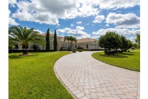 4950 E Sterling Ranch Cir Davie, FL 33314 - MLS#A11973004