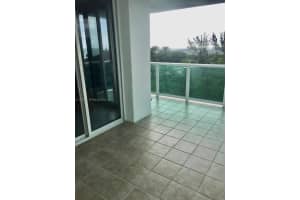 100 Bayview Dr 516, Sunny Isles Beach