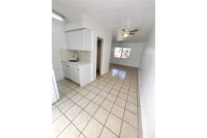 15 Alhambra Cir 6 Coral Gables, FL 33134 - MLS#A11973054