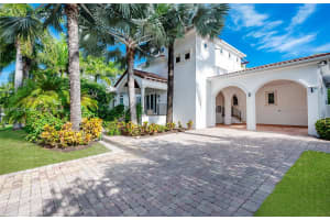 541 S Mashta Dr Key Biscayne, FL 33149 - MLS#A11973058