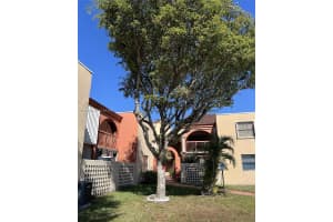10229 9th St Cir , Miami, FL 33172 - MLS#A11973066