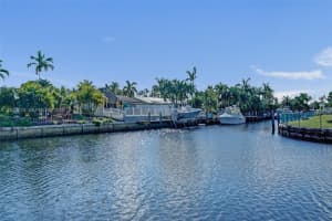 949 Se 10th Ct Pompano Beach, FL 33060 - MLS#A11973073