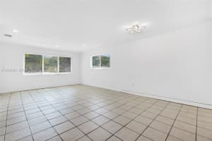 2521 Nw 170th St Miami Gardens, FL 33056 - MLS#A11973085