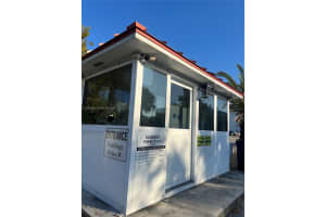 2851 Somerset Dr 417 Lauderdale Lakes, FL 33311 - MLS#A11973120