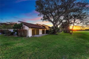 2007 Woodlands Way Deerfield Beach, FL 33442 - MLS#A11973129