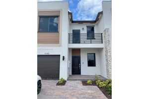 20564 Ne 5th Pl Miami, FL 33179 - MLS#A11973133