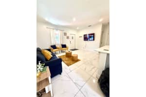 133 Sw 22nd Ter Fort Lauderdale, FL 33312 - MLS#A11973140