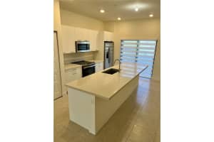 8031 Nw 104th Ave 22 Doral, FL 33178 - MLS#A11973148