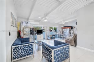 13710 Sw 18th Ter Miami, FL 33175 - MLS#A11973155