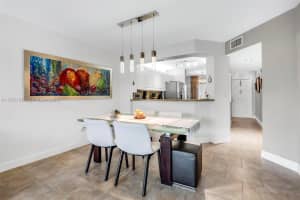 9539 Weldon Cir F214 Tamarac, FL 33321 - MLS#A11973157