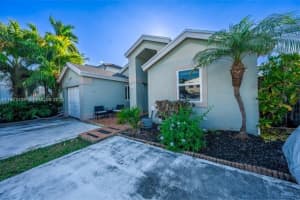 15568 Sw 138th Pl, Miami