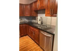 706 Gardens Dr 101 Pompano Beach, FL 33069 - MLS#A11973204