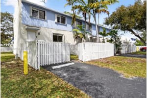 10274 Sw 222nd St 0 Cutler Bay, FL 33190 - MLS#A11973210