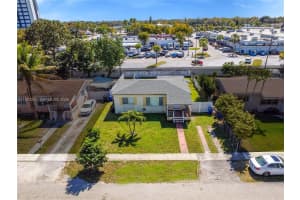 570 Ne 169th St North Miami Beach, FL 33162 - MLS#A11973217