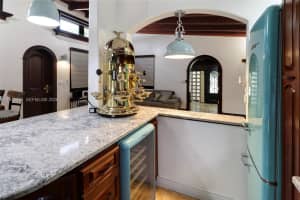 550 Quail Ave Miami Springs, FL 33166 - MLS#A11973257